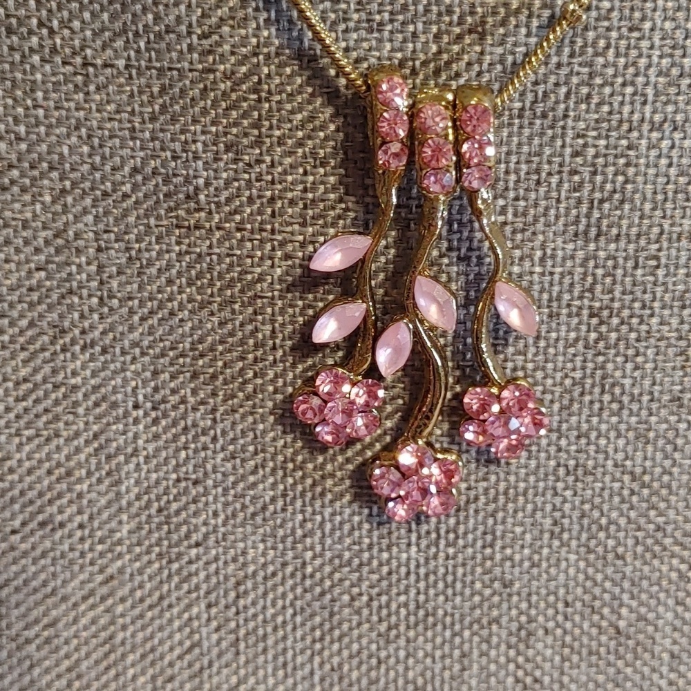 Gold Tone Necklace with Pink Floral Pendants